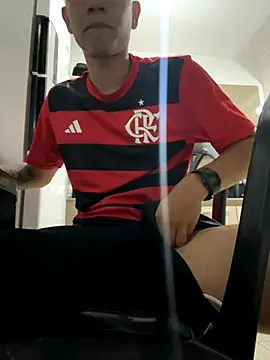 Snapshot of Akdablio chatting on November 25, 10:21 pm Akdablio online show from November 25, 10:21 pm