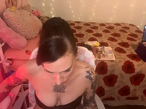 averietheangel online show from September 25, 9:51 pm