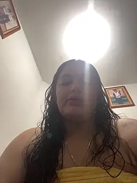 Laurenkenner  online show from April 18, 7:58 pm