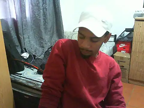 29YOURZ 28  online show from October 14, 12:17 pm