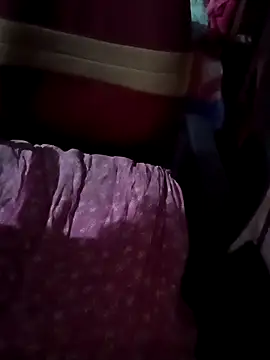 Snapshot of Ralisha_Rani chatting on December 17, 8:48 pm Ralisha Rani online show from December 17, 8:48 pm