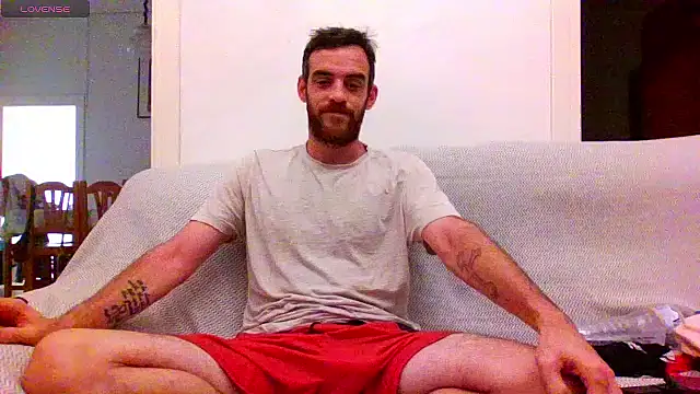 Snapshot of _NakedChef_ chatting on September 12, 5:57 pm NakedChef online show from September 12, 5:57 pm