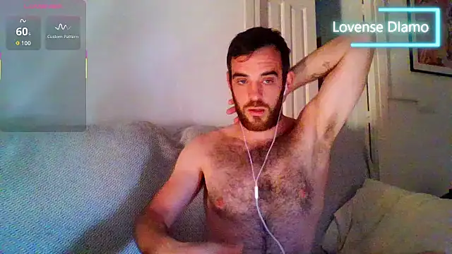 Snapshot of _NakedChef_ chatting on September 24, 7:55 am NakedChef online show from September 24, 7:55 am