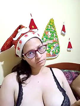 Snapshot of couple_orgasm chatting on December 16, 5:06 am couple orgasm online show from December 16, 5:06 am