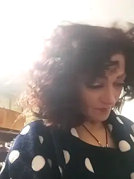 SweetLeila40 online show from February 6, 10:02 pm