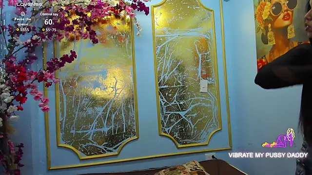 melaniecooperr online show from March 24, 3:22 am