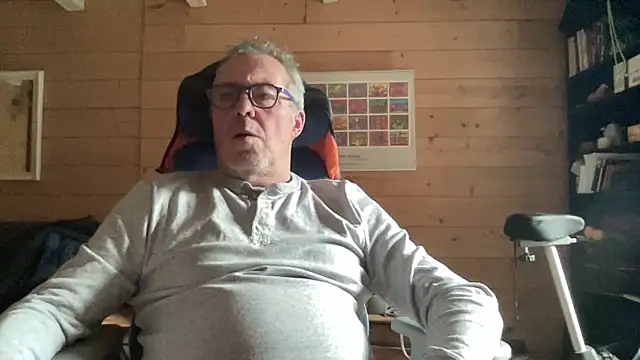 Snapshot of lelohop chatting on January 19, 2:10 pm lelohop online show from January 19, 2:10 pm