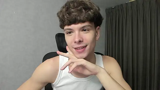 calvin love you online show from March 4, 5:08 pm