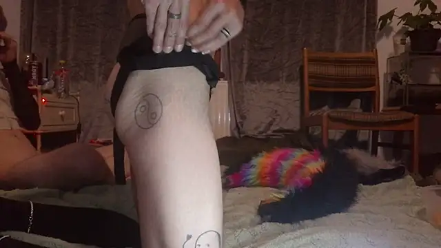 Snapshot of HellfireAngel chatting on August 7, 7:16 pm HellfireAngel online show from August 7, 7:16 pm