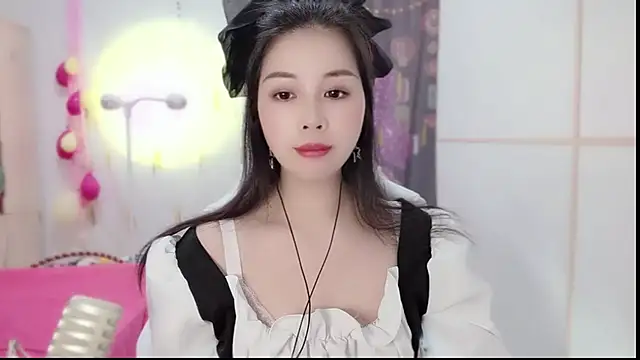 HK angelchloe online show from March 6, 1:05 am