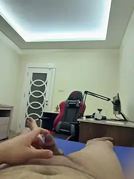 31cektirenbatuu online show from November 24, 9:36 pm