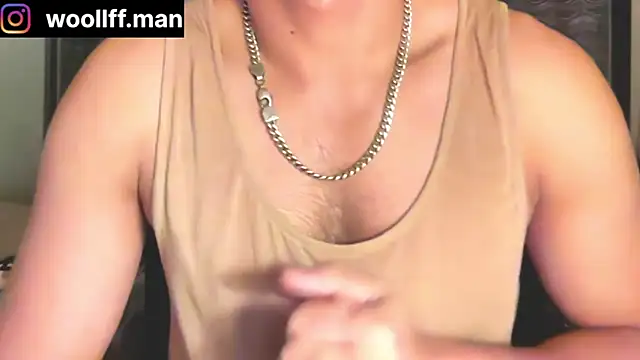 Snapshot of dickpois0n chatting on December 11, 6:09 pm dickpois0n online show from December 11, 6:09 pm