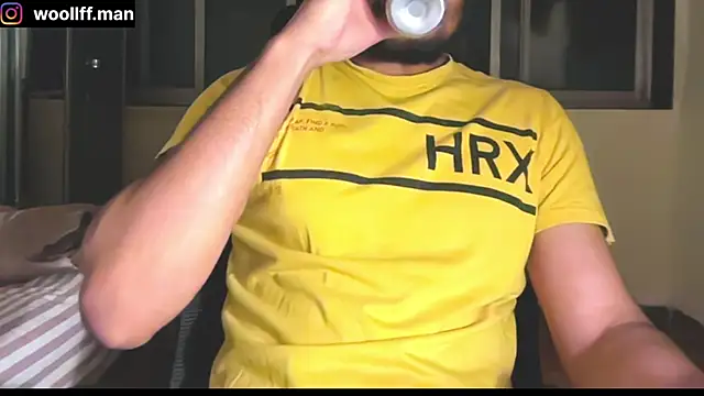 Snapshot of dickpois0n chatting on January 16, 6:37 pm dickpois0n online show from January 16, 6:37 pm