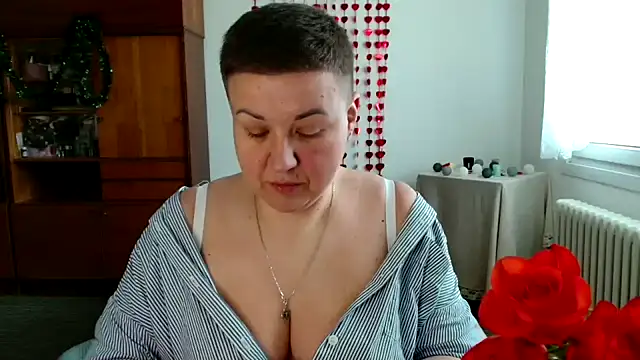 Snapshot of Annet1912 chatting on February 2, 10:57 am Annet1912 online show from February 2, 10:57 am