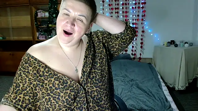 Snapshot of Annet1912 chatting on February 10, 9:15 pm Annet1912 online show from February 10, 9:15 pm