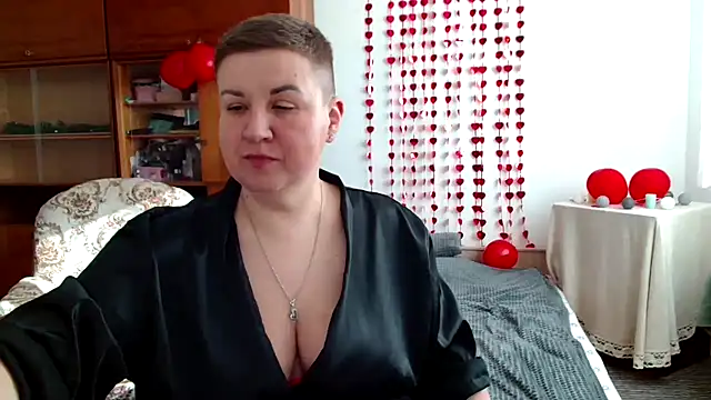 Snapshot of Annet1912 chatting on February 19, 1:17 pm Annet1912 online show from February 19, 1:17 pm