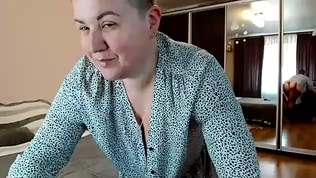 Annet1912 online show from April 5, 9:39 am