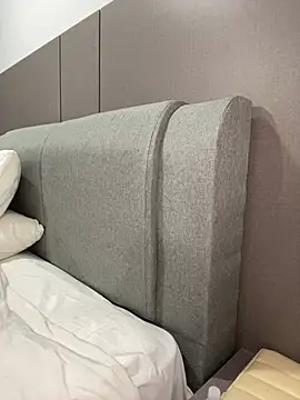 Snapshot of lilylush24 chatting on March 15, 5:08 am lilylush24 online show from March 15, 5:08 am