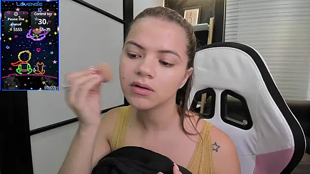 PaigeJayden online show from February 18, 1:55 pm