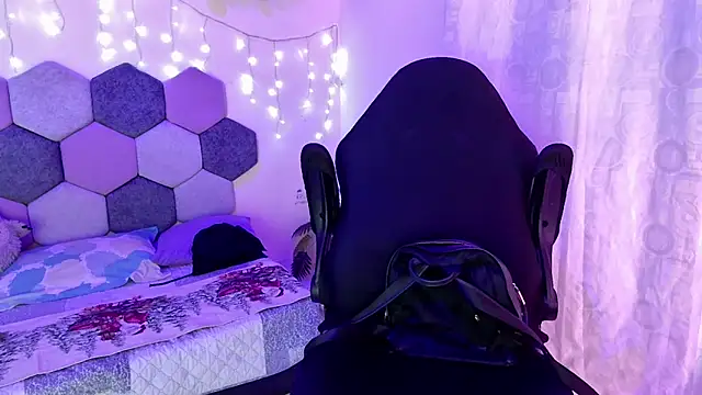 Horny tgn online show from December 20, 5:31 pm