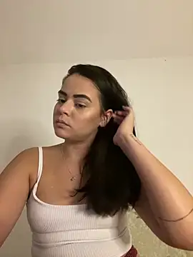 rebeccaareys online show from December 14, 10:18 pm