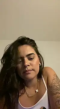 rebeccaareys online show from February 21, 3:34 am