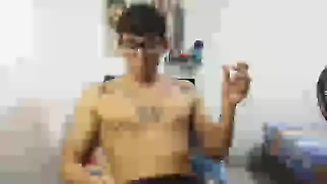 Snapshot of Dillom420 chatting on February 22, 4:51 am Dillom420 online show from February 22, 4:51 am