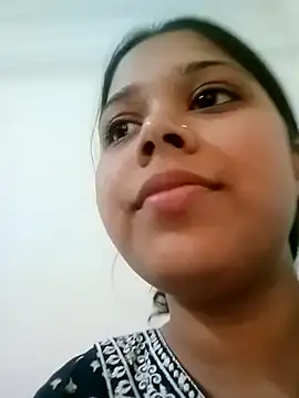 Snapshot of Arohi_is_Live chatting on February 18, 8:59 am Arohi is Live online show from February 18, 8:59 am