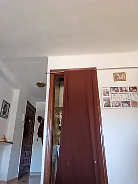 Snapshot of charlye_inkkkk chatting on December 17, 12:00 pm charlye inkkkk online show from December 17, 12:00 pm