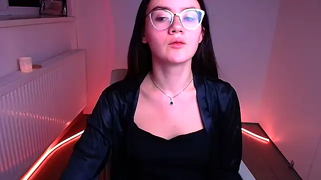 Josephine jo online show from December 13, 7:36 am