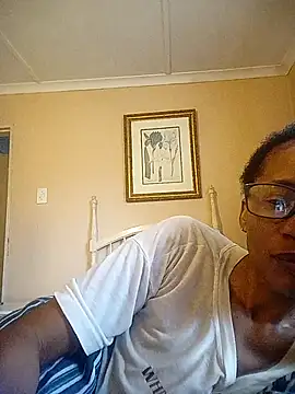 bustybillies online show from December 18, 5:35 am