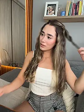 FridaKlein online show from February 26, 9:36 pm