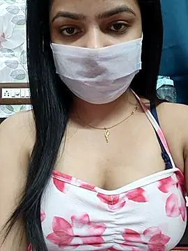 Snapshot of Myloveurvi chatting on October 26, 11:38 am Myloveurvi online show from October 26, 11:38 am