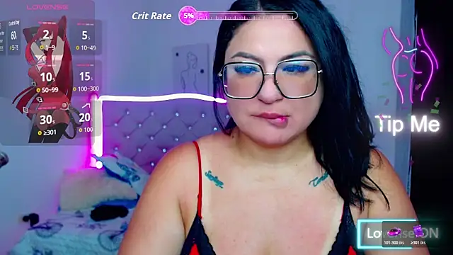  curvy latina online show from October 29, 1:02 pm