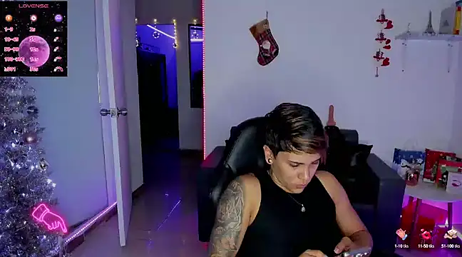 ZhoeStrong online show from December 17, 11:49 pm