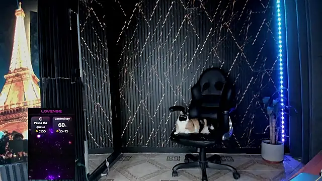 ZhoeStrong online show from January 18, 2:32 pm