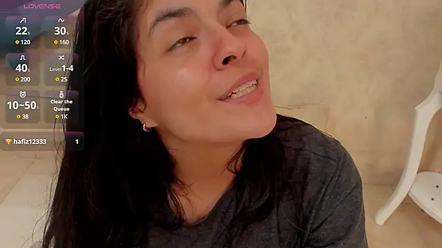 sofiaclauss online show from February 6, 12:16 pm