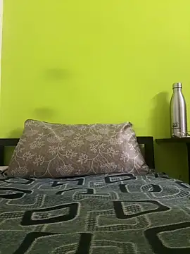 Snapshot of SinfulSensation chatting on March 6, 1:16 am SinfulSensation online show from March 6, 1:16 am