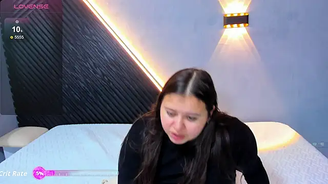Laia and Aloby online show from May 30, 11:02 pm