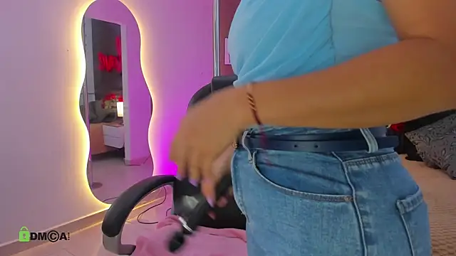 natasha  jackson online show from February 18, 1:40 pm