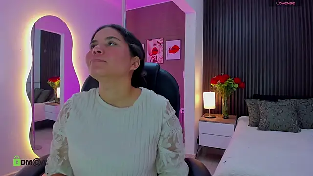 natasha  jackson online show from March 26, 1:28 pm