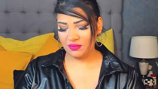 AmyCubes online show from February 22, 5:08 am