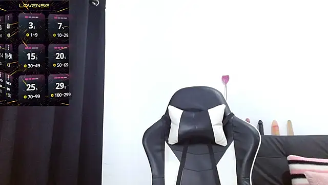 Snapshot of Kiara-Rider chatting on September 28, 5:07 pm Kiara-Rider online show from September 28, 5:07 pm