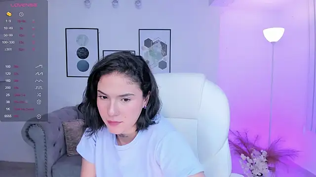 Snapshot of kendaall_jenner_ chatting on December 20, 1:58 am kendaall jenner  online show from December 20, 1:58 am