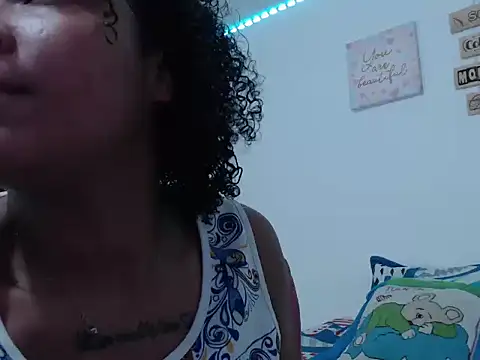 Snapshot of katty_ebonny chatting on November 28, 10:56 pm katty ebonny online show from November 28, 10:56 pm