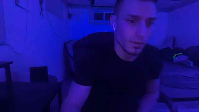 hot shot 13 online show from February 24, 6:44 am