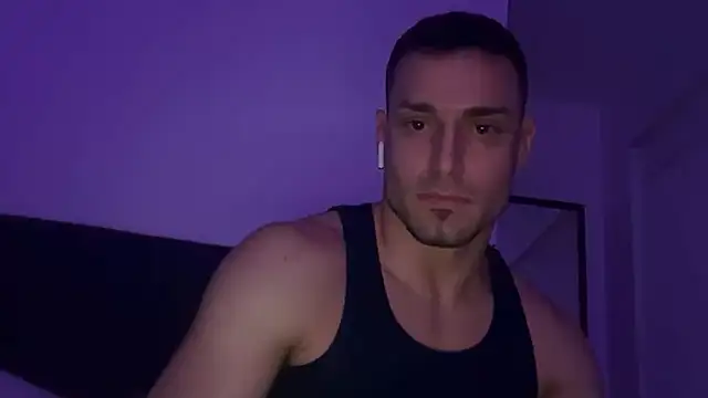 hot shot 13 online show from March 1, 2:24 am