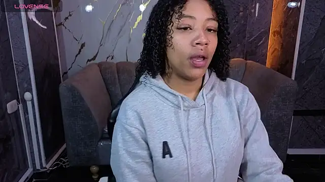 Violeth b online show from February 25, 12:48 pm