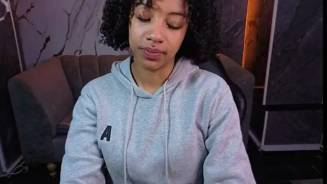 Violeth b online show from March 14, 1:05 pm