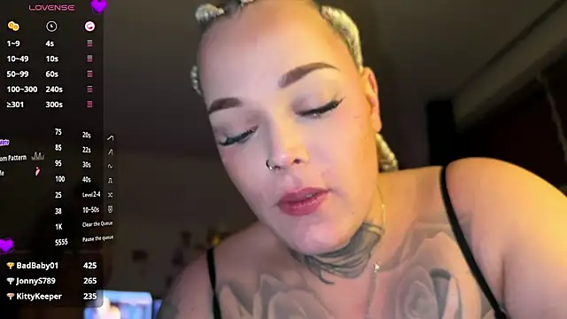 elina may online show from February 28, 9:33 pm